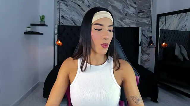 kitty collins  online show from June 2, 11:56 am