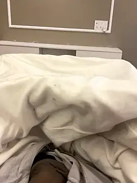 saumon3022 online show from January 11, 5:12 am