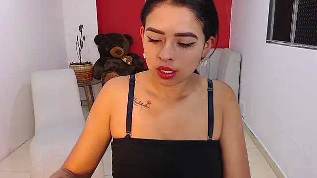 Snapshot of naia_sweetsex chatting on September 29, 2:22 pm naia sweetsex online show from September 29, 2:22 pm