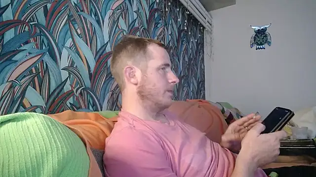 Snapshot of gaydavid chatting on September 23, 8:56 pm gaydavid online show from September 23, 8:56 pm