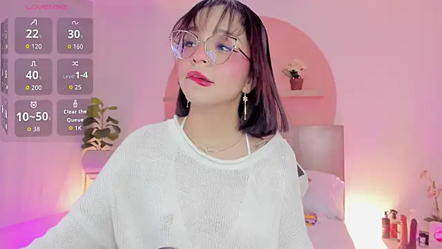 Clara Luu online show from March 11, 2:50 am