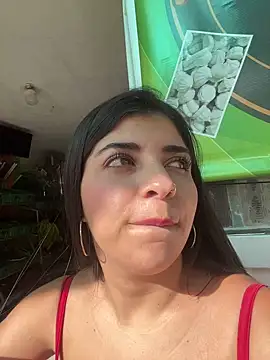 Isaa-Sweet online show from October 1, 8:37 pm