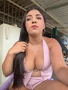 Isaa-Sweet online show from July 15, 5:07 pm