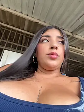Isaa-Sweet online show from July 16, 6:36 pm