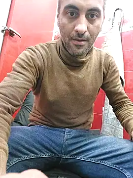 Snapshot of Mahdidido45 chatting on February 16, 8:38 pm Mahdidido45 online show from February 16, 8:38 pm