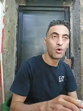 Snapshot of Mahdidido45 chatting on June 13, 11:41 am Mahdidido45 online show from June 13, 11:41 am