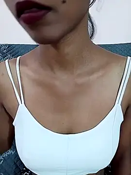 Small Titss online show from October 13, 5:07 am