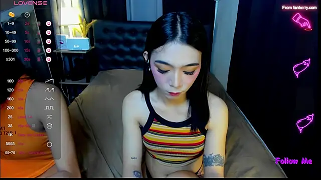 bellamoonlightX online show from April 9, 8:09 am