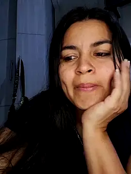 Snapshot of Llizxxy chatting on March 4, 3:34 am Llizxxy online show from March 4, 3:34 am