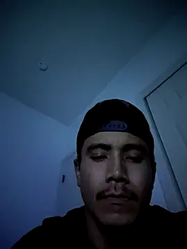 Snapshot of ernin2865 chatting on October 28, 9:57 am ernin2865 online show from October 28, 9:57 am