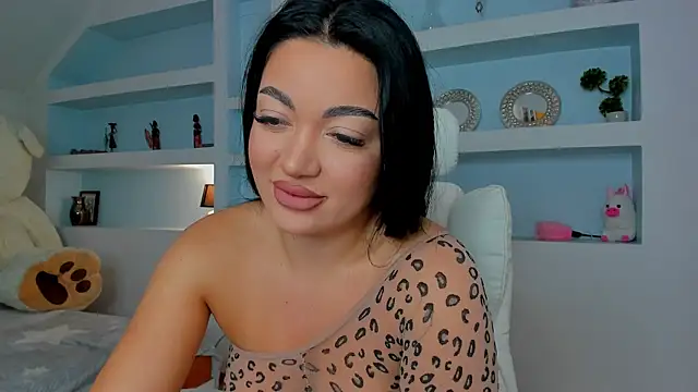 Snapshot of juicyjulie_ chatting on September 27, 6:18 am juicyjulie online show from September 27, 6:18 am