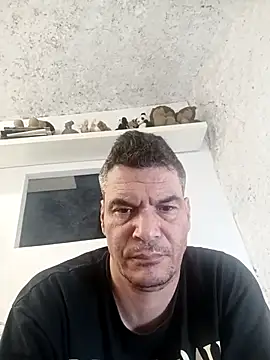 twitshe online show from November 18, 1:44 am