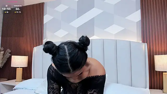 Mommy Naughty online show from September 17, 11:12 am