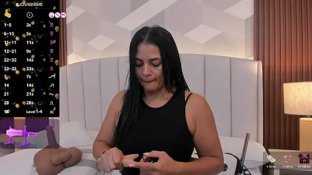 Mommy Naughty online show from May 28, 10:45 am
