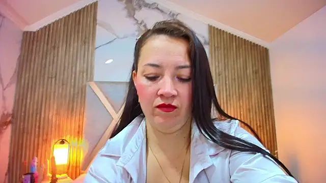 Snapshot of CharlotteSchmidtt chatting on April 11, 11:36 am CharlotteSchmidtt online show from April 11, 11:36 am