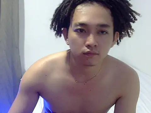 Snapshot of Stud_Aaron chatting on June 10, 12:15 pm Stud Aaron online show from June 10, 12:15 pm