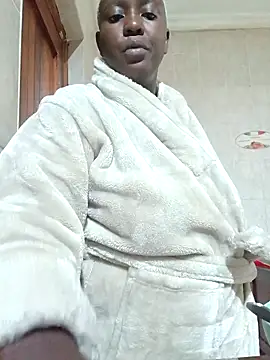 DarkQueen 94 online show from March 22, 9:40 pm