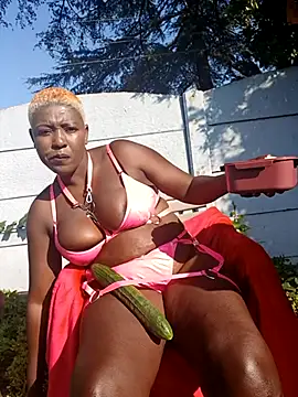 DarkQueen 94 online show from March 27, 6:30 am