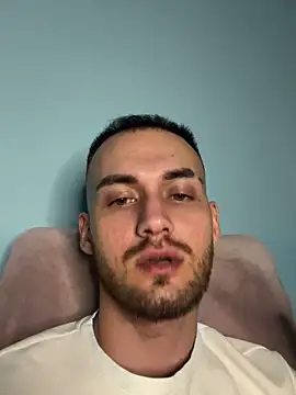 Davvidd 26 online show from January 16, 7:07 pm