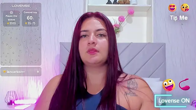 Victoria Guzman online show from February 18, 5:09 pm