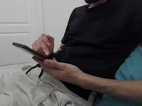 RaoufDz17cm online show from October 9, 7:45 pm