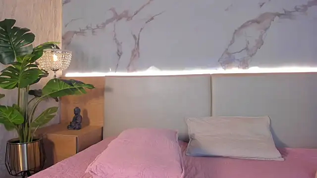 Celeste-Evanns online show from November 19, 8:09 pm