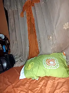 lucerocutte online show from March 26, 3:45 am