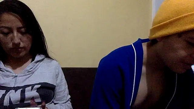 Snapshot of AlbyberCH chatting on November 15, 12:52 am AlbyberCH online show from November 15, 12:52 am