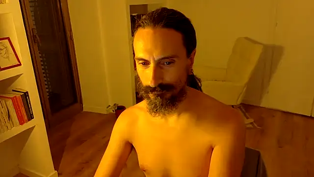 Snapshot of Mrkurt86 chatting on August 3, 11:08 pm Mrkurt86 online show from August 3, 11:08 pm