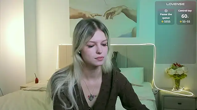 Snapshot of Lisa_Blossom chatting on September 17, 6:04 am Lisa Blossom online show from September 17, 6:04 am