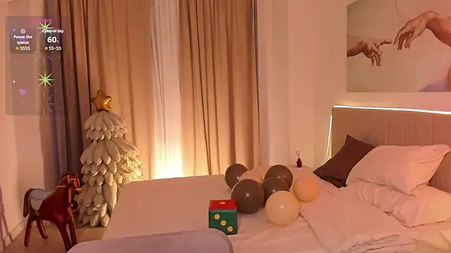 Lisa Blossom online show from December 18, 7:14 am