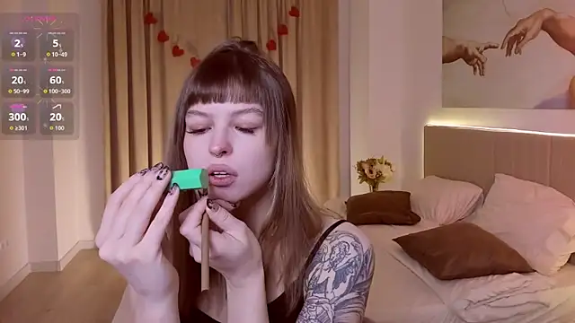 Lisa Blossom online show from March 9, 6:06 am