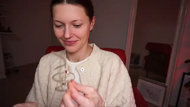 Scorpion Peach online show from November 14, 3:11 pm