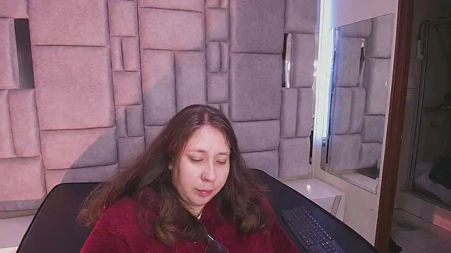  Emily rosee  online show from January 7, 11:23 am