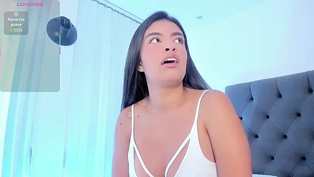 VictoriaParkeer online show from November 24, 11:43 am