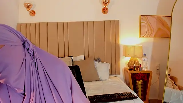 Snapshot of najwa__ chatting on May 12, 5:04 am najwa online show from May 12, 5:04 am