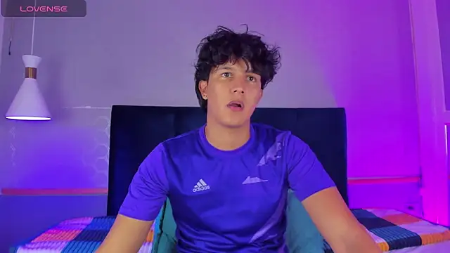 Leo Savage  online show from September 10, 4:01 am