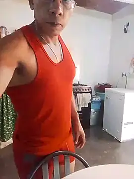 Snapshot of Sonic-75 chatting on October 28, 7:49 pm Sonic-75 online show from October 28, 7:49 pm