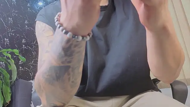 Alexander ferre online show from January 15, 1:16 pm