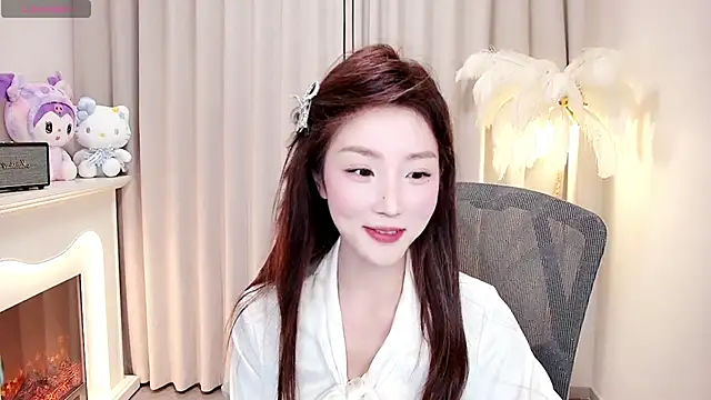 Snapshot of cygj7 chatting on October 12, 12:04 pm cygj7 online show from October 12, 12:04 pm