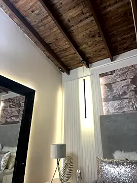 HannahCollyns online show from January 13, 1:49 pm