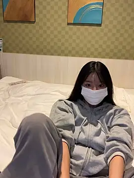 Snapshot of happy_hino chatting on October 7, 1:41 pm happy hino online show from October 7, 1:41 pm