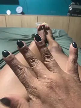 ju muniz01 online show from September 22, 12:01 am