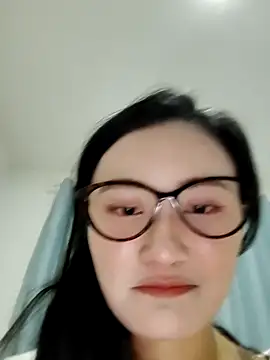 CCAV217 online show from December 18, 4:35 pm