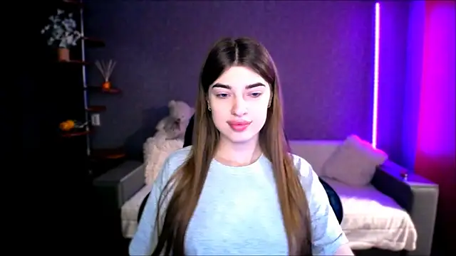 Dianaa Lee0 online show from September 24, 5:05 pm