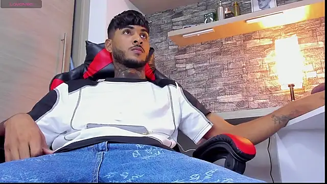 Theimperialboys  online show from October 2, 1:01 am