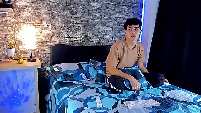 Theimperialboys  online show from January 14, 12:16 am