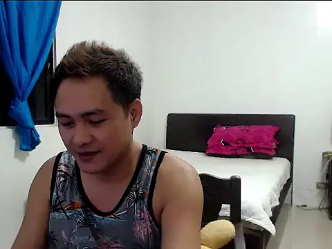 Snapshot of asianhottyboy chatting on June 20, 5:16 pm asianhottyboy online show from June 20, 5:16 pm