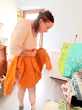 Sophierob1 online show from September 20, 11:55 am