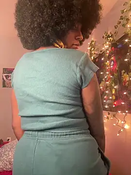 Snapshot of MistiSavannah chatting on June 17, 1:34 pm MistiSavannah online show from June 17, 1:34 pm